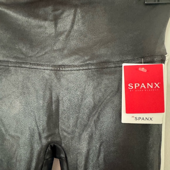 Spanx Faux leather stripe legging - Picture 5 of 6